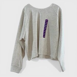 322 10/$50🏄🏻‍♀️. NEW! Express Cream Top